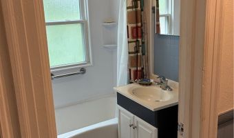 336 Taylor St, Amherst, OH 44001