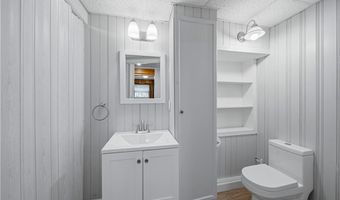 33 Shirley Dr, Cumberland, RI 02864
