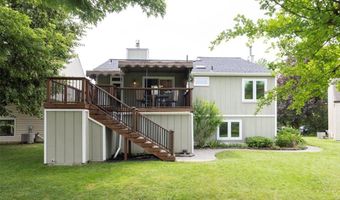 89 Rambling Rd, Amherst, NY 14051