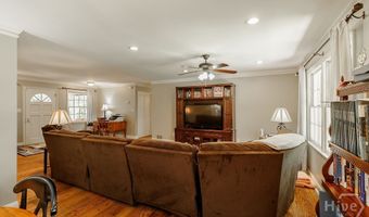 530 Westview Dr, Athens, GA 30606