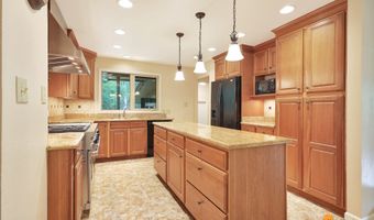 1441 Shore Dr, Anchorage, AK 99515