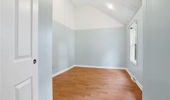 38 Franklin St, East Providence, RI 02915