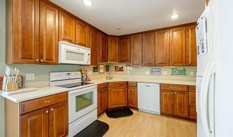 544 Morrvue Dr, Delhi, OH 45238