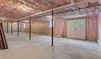 1508 Foxes Ridge Rd, Acton, ME 04001