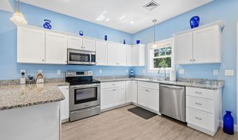 1 Ranger Ln, Arundel, ME 04046