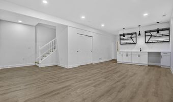 164 N 21st St, Columbus, OH 43203