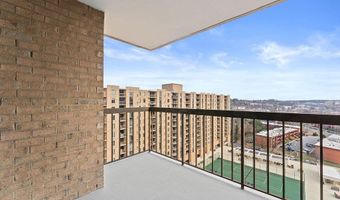 4500 S FOUR MILE RUN Dr 1113, Arlington, VA 22204