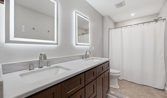 395 DELORIS Rd, Basye, VA 22810