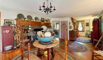 1503 Putnam Pike, Glocester, RI 02814