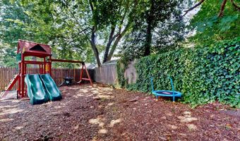 267 W Wyoming Ave, Absecon, NJ 08201