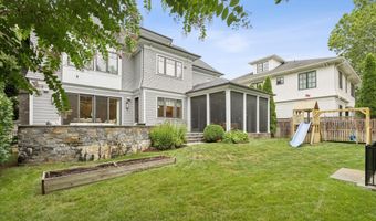 5120 WESSLING Ln, Bethesda, MD 20814