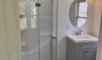 12 WISTAR St, Claymont, DE 19703