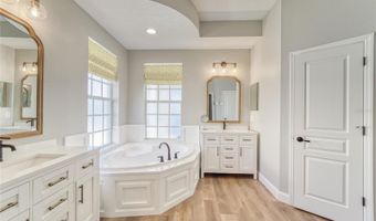 5225 BRIGHTON SHORE Dr, Apollo Beach, FL 33572