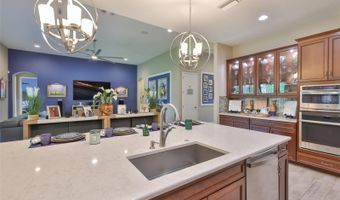 6016 SHADOWLAKE Dr, Apollo Beach, FL 33572