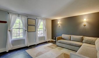 18 Tea Kettle Ln, Wells, ME 04090