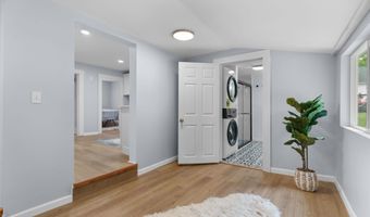 5 Bond St, Brookline, NH 03033