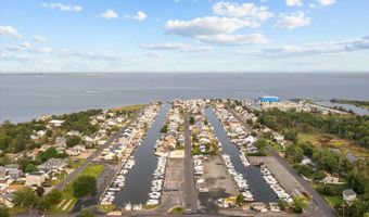 98 Marine Rd, Waretown, NJ 08758