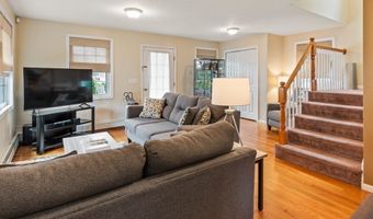 17 Sewell St, Ashland, MA 01721
