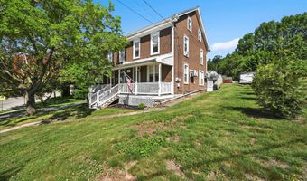 186 W MAIN St, Adamstown, PA 19501