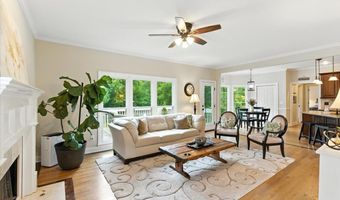 1042 AVERY Crk, Woodstock, GA 30188