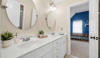 2440 Saxony Trce, Alpharetta, GA 30005