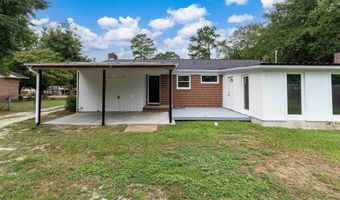 2004 Woodside Dr, Camden, SC 29020