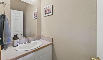 1419 NE Lucinda Ct, Bend, OR 97701