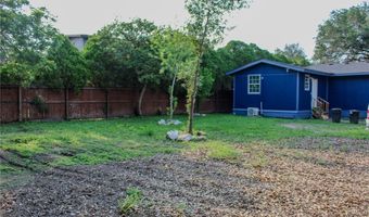 1506 Elvira St, Alice, TX 78332