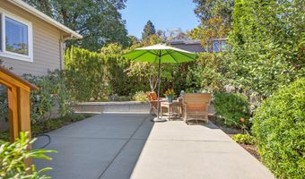 269 Idaho St, Ashland, OR 97520