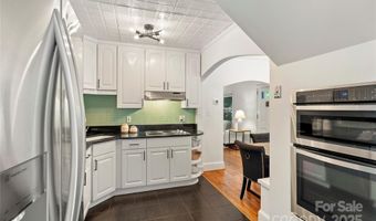 2608 Laburnum Ave, Charlotte, NC 28205