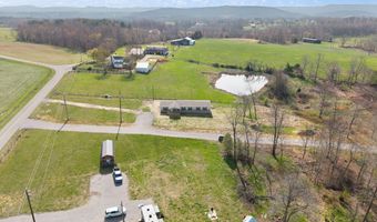 906 Denney Rd, Albany, KY 42602
