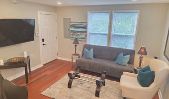 4106 GAULT Pl NE 1, Washington, DC 20019