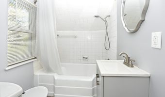 181 Sampson St, Bridgeport, CT 06606