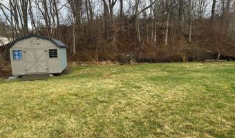 11812 Midland Trail Rd, Ashland, KY 41102