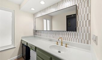 6519 E Camino Vis 4, Anaheim, CA 92807