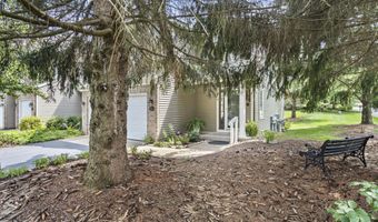 624 Abbey Mill Dr SE 11, Ada, MI 49301