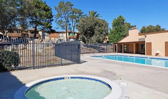 1051 Rock Spgs 120, Escondido, CA 92026