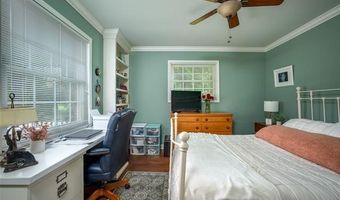 9404 River Rd, Algonac, MI 48001