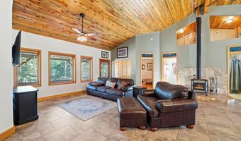 9028 Cascade Ave, Beulah, CO 81023