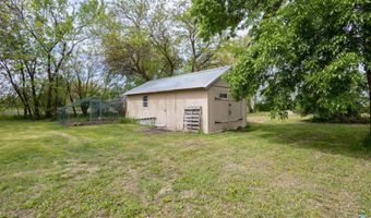 29594 472nd Ave, Beresford, SD 57004