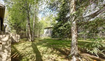 2091 Crataegus Ave, Anchorage, AK 99508