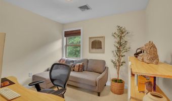 7 Tinker Pond Rd, Bolton, CT 06043