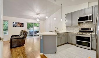 7862 Spruce St 7B, Anchorage, AK 99507