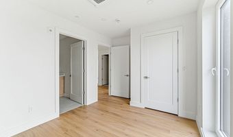 1035 Commonwealth Ave 401, Boston, MA 02215