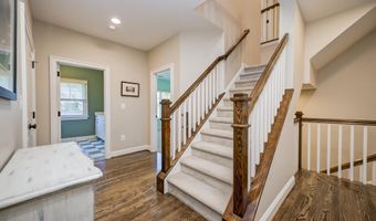 7505 MARBURY Rd, Bethesda, MD 20817