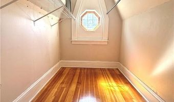 714 Willett Ave, East Providence, RI 02915