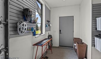 235 Spain Bridge Circle Dr, Belgrade, MT 59714
