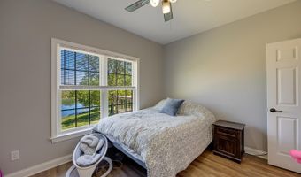 5120 Country Hills Dr, Aurora, IN 47001