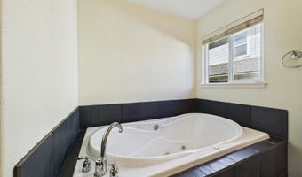 2700 Meadow Creek Way, Arcata, CA 95521