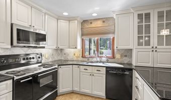 26 Willard Rd, Ashburnham, MA 01430